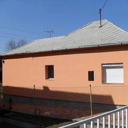 Melani Apartman Appartamento